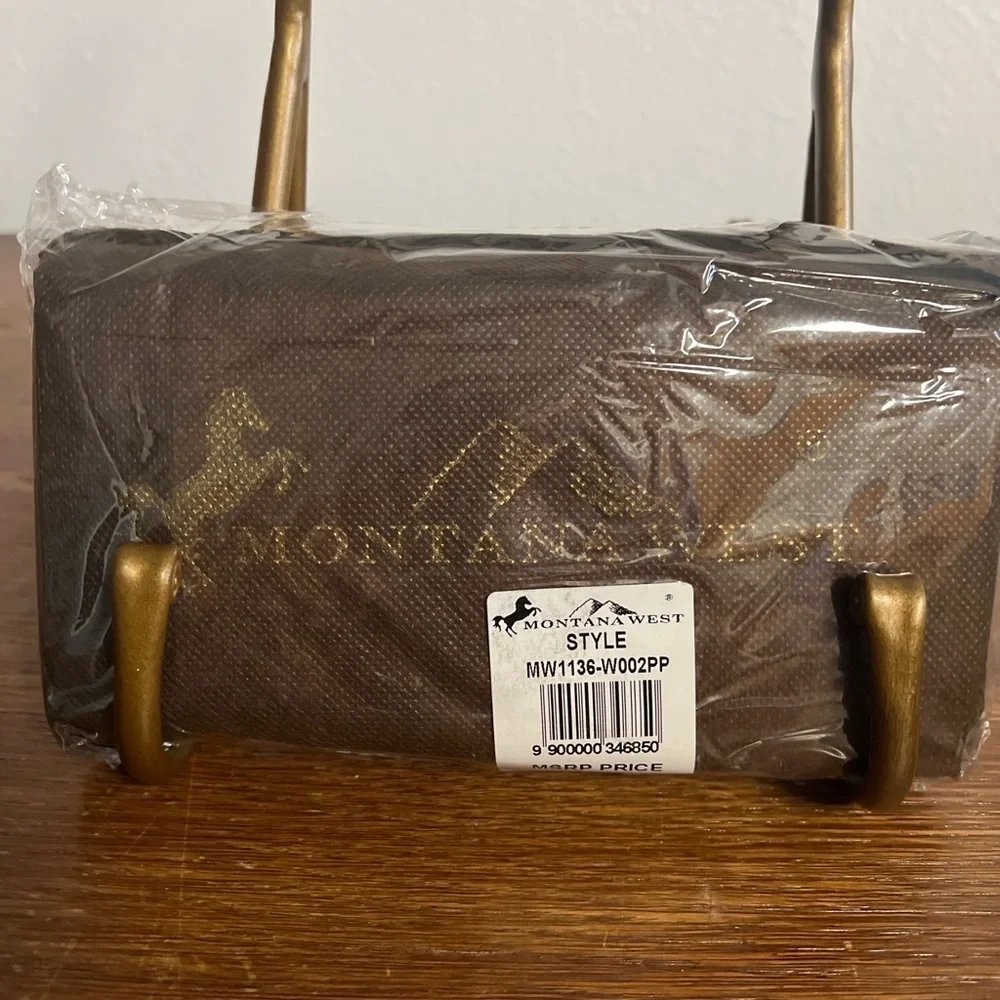 Montana West Burgundy Cross Wallet – Rhinestone Studded Western Style NWT - Picture 4 of 4